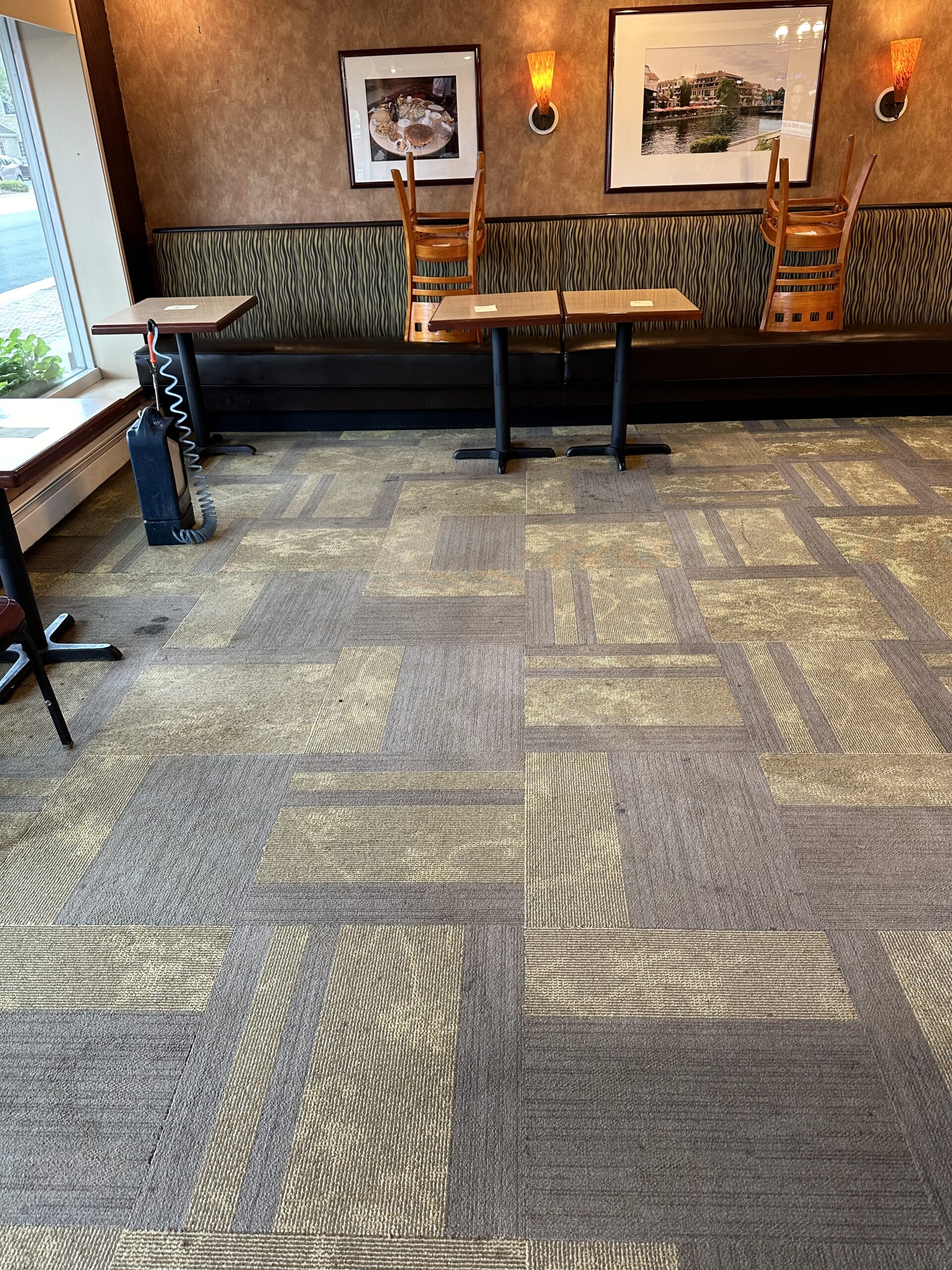 carpet cleaning for Middleton restaurant